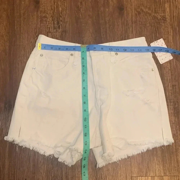 NWT Free People We The Free Denim Button Fly Cutoff Shorts Bright White - Picture 15 of 15